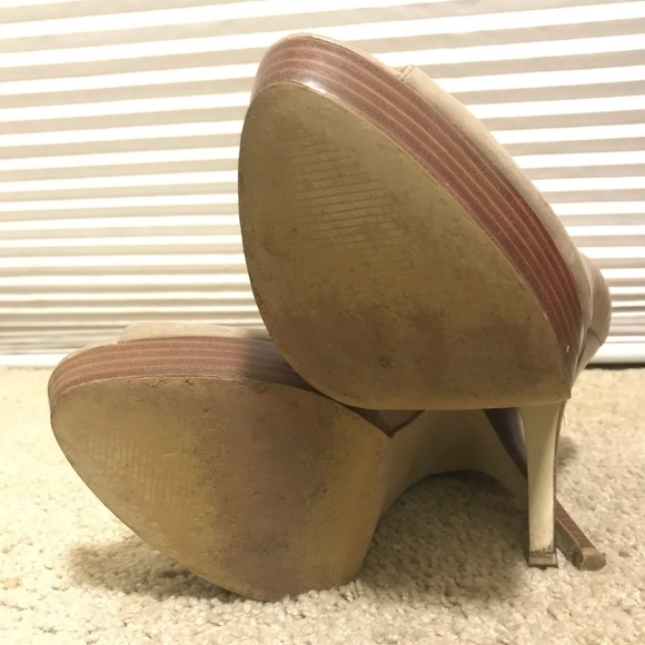 Enzo Angiolini beige peep toe pump size 9M - Picture 5 of 5